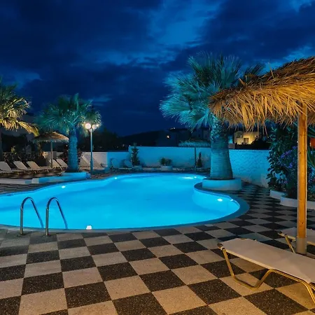 Blue Life Emporio (Santorini)