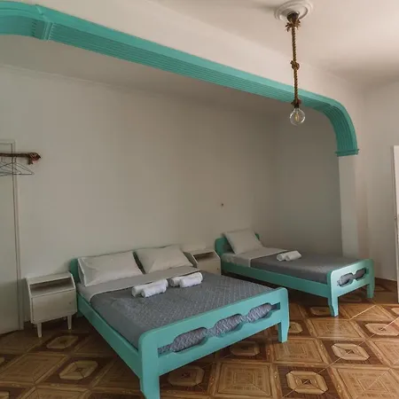 Blue Life Emporio (Santorini)