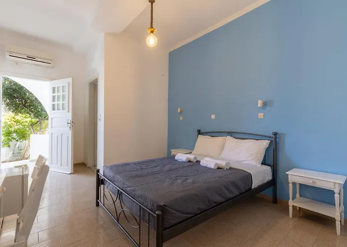 Aparthotel Blue Life Perivolos (Santorini)