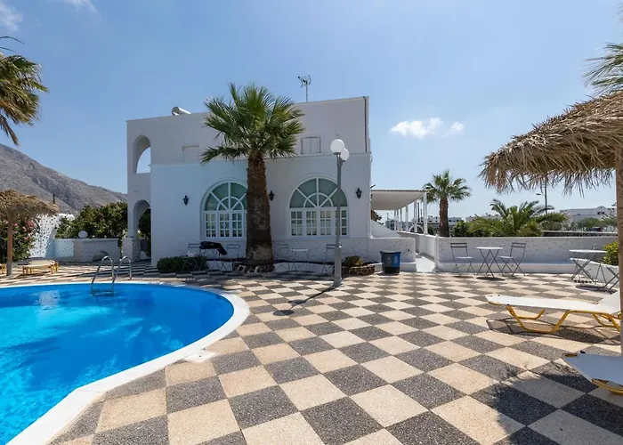 Blue Life 4* Emporio (Santorini)