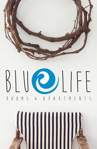 Blue Life Emporio (Santorini)