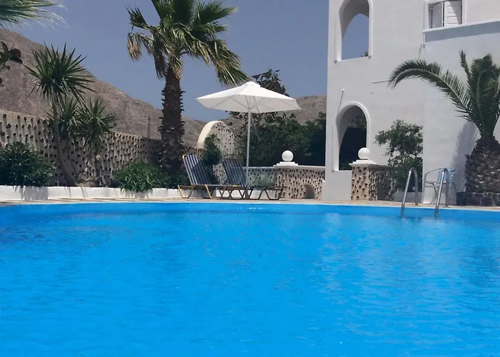 Blue Life 4* Emporio (Santorini)